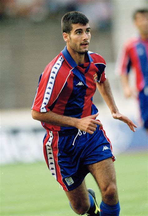 guardiola joven|Pep Guardiola, the footballer